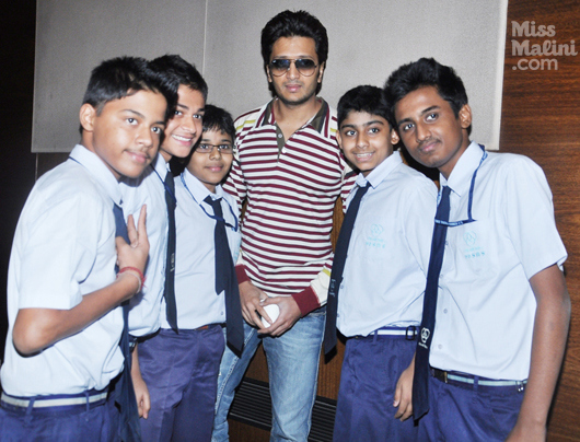 prince riteish deshmukh at screening of BALAK PALAK for GD somani student    